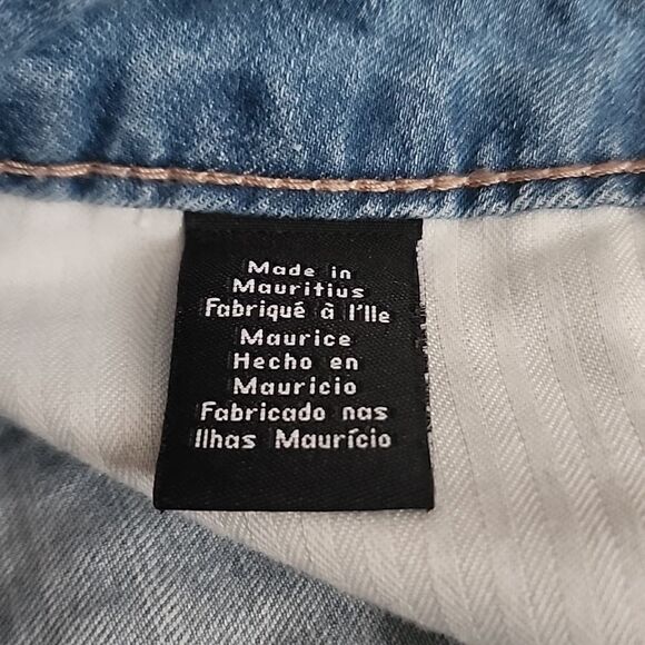 CALVIN KLEIN JEANS Raw Hem Denim 5 Pocket Shorts - Picture 12 of 12